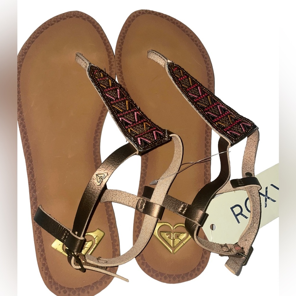 NWT GOLD Roxy Sandals